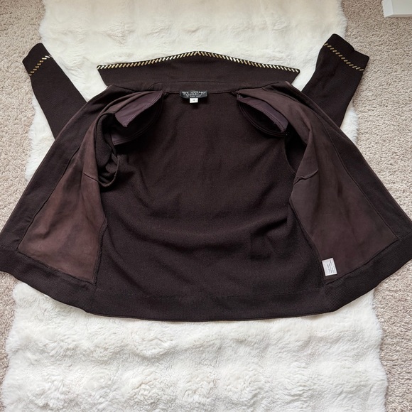 ✨ St. John Collection Knit & Suede Brown Blazer Jacket with Gold Tone Chain Trim - Picture 11 of 16